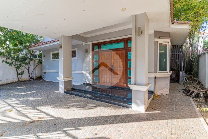 4 Bedroom Villa For Sale - Bassac Garden City, Tonle Bassac, Phnom Penh