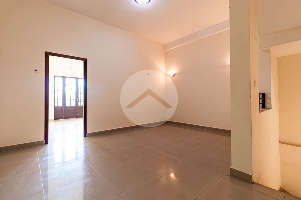 2 Bedroom House For Rent - Kandaek, Siem Reap - Image 9