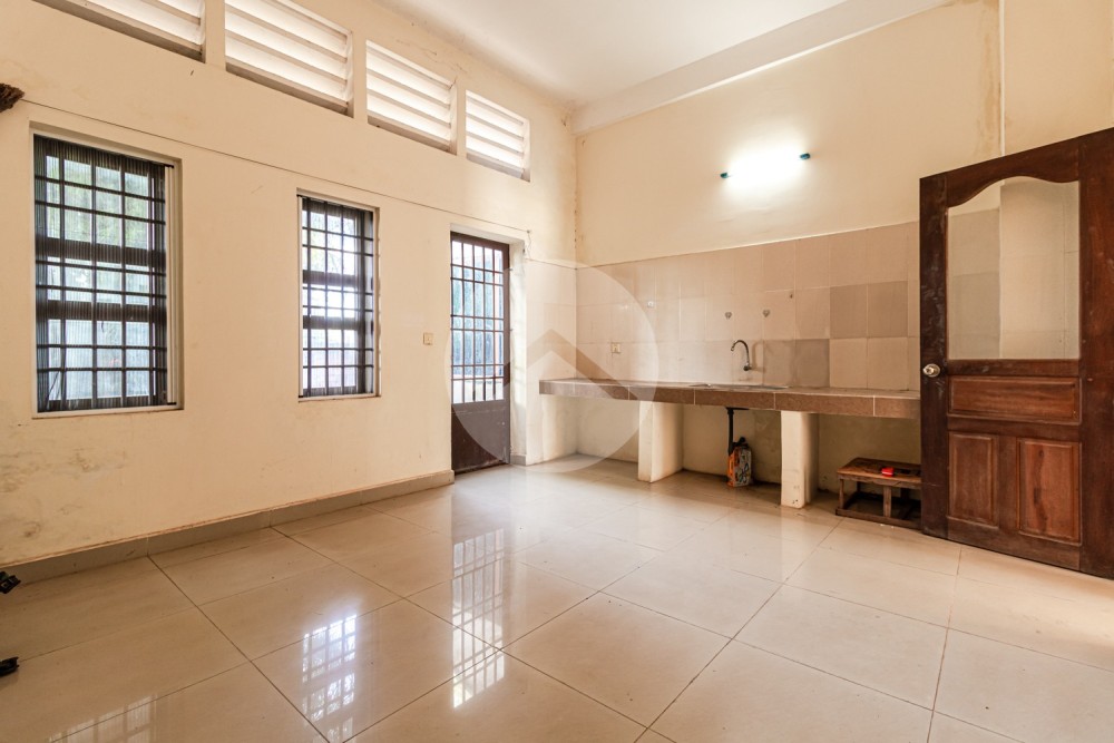 2 Bedroom House For Rent - Kandaek, Siem Reap - Image 7