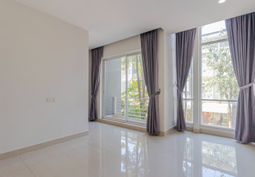 2 Bedroom House For Sale - Svay Dangkum, Siem Reap thumbnail
