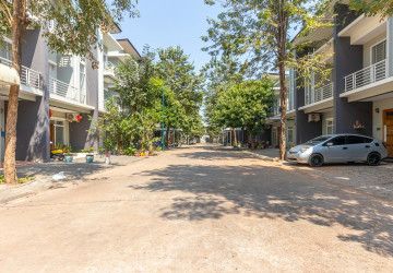 2 Bedroom House For Sale - Svay Dangkum, Siem Reap thumbnail