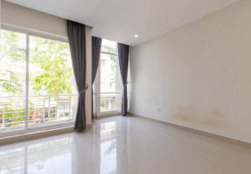 2 Bedroom House For Sale - Svay Dangkum, Siem Reap thumbnail