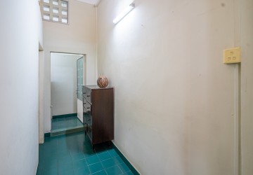 Renovated Duplex 2 Bedroom For Rent - Chey Chumnas, Phnom Penh thumbnail