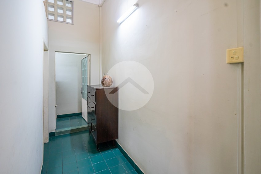 Renovated Duplex 2 Bedroom For Rent - Chey Chumnas, Phnom Penh