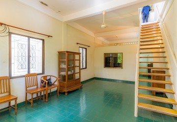 Renovated Duplex 2 Bedroom For Rent - Chey Chumnas, Phnom Penh thumbnail