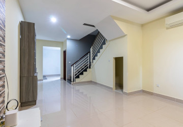 2 Bedroom House For Rent - Svay Dangkum, Siem Reap thumbnail