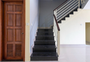 2 Bedroom House For Rent - Svay Dangkum, Siem Reap thumbnail