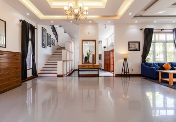 4 Bedroom Villa  For Rent - Sala Kamreuk, Siem Reap thumbnail