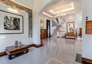 4 Bedroom Villa  For Rent - Sala Kamreuk, Siem Reap thumbnail