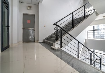 300 Sqm Office Space For Rent - BKK1, Phnom Penh thumbnail