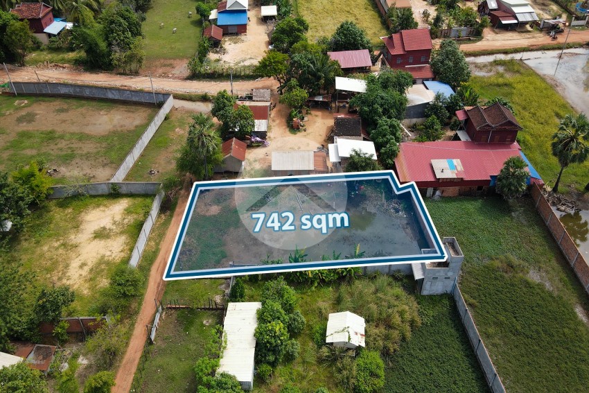 742 Sqm Residential Land For Sale - Chreav, Siem Reap