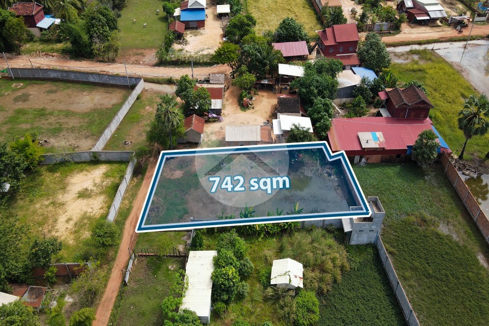 742 Sqm Residential Land For Sale - Chreav, Siem Reap - Image 10