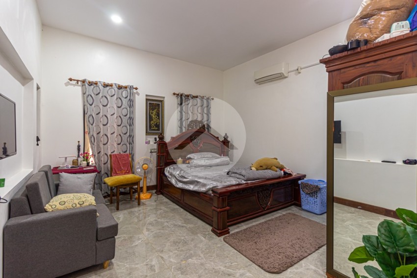 2 Bedroom House For Rent - Sangkat Siem Reap, Siem Reap