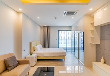 40 Sqm Studio For Rent - Tonle Bassac, Phnom Penh thumbnail