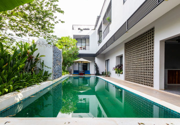 7 Bedroom Boutique Hotel  For Rent - Svay Dangkum, Siem Reap thumbnail