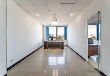 94 Sqm Office Space For Rent - BKK1, Phnom Penh thumbnail