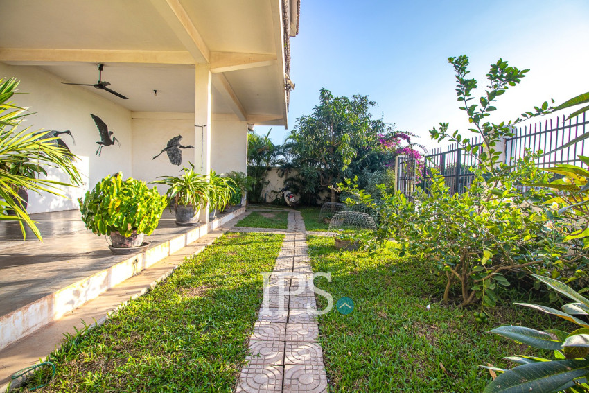 2 Bedroom Villa For Sale - Chreav, Siem Reap