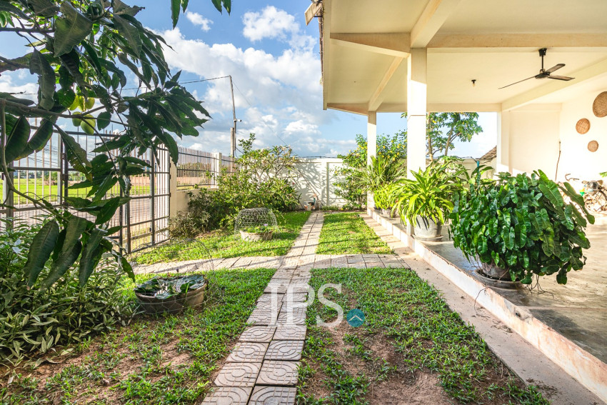 2 Bedroom Villa For Sale - Chreav, Siem Reap