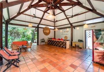 8 Bedroom Boutique Hotel For Rent - Svay Dangkum, Siem Reap thumbnail