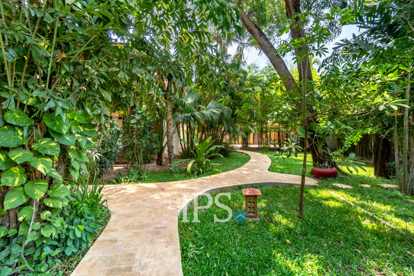 8 Bedroom Boutique Hotel For Rent - Svay Dangkum, Siem Reap