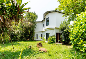 8 Bedroom Boutique Hotel For Rent - Svay Dangkum, Siem Reap thumbnail