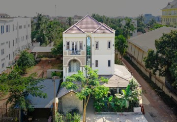 20 Bedroom Hotel For Sale - Slor Kram, Siem Reap thumbnail