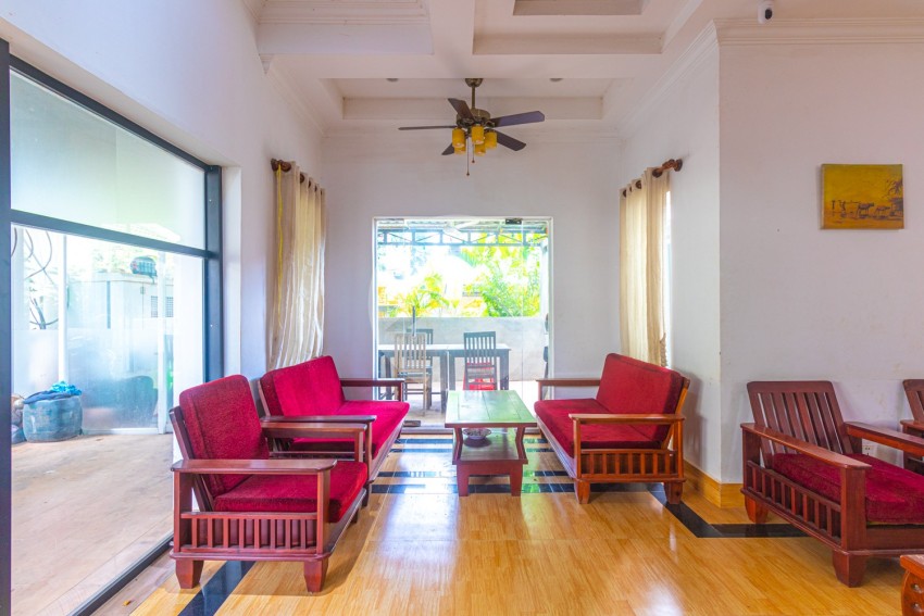20 Bedroom Hotel For Rent-Slor Kram, Siem Reap