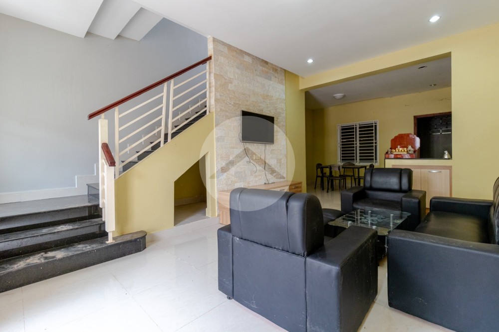 3 Bedroom House For Rent - Svay Dangkum, Siem Reap - Image 4