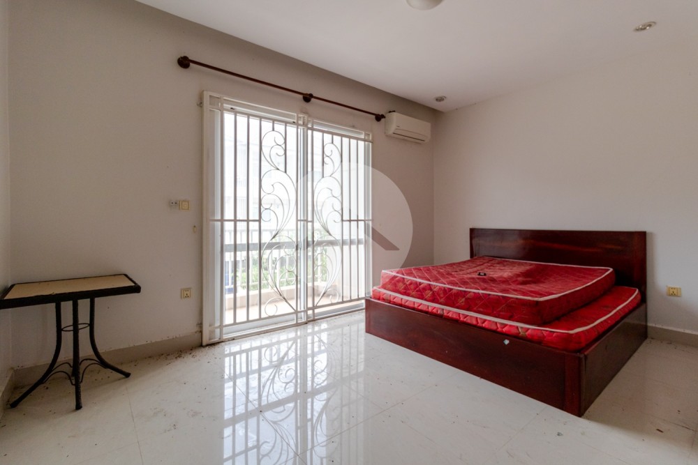 3 Bedroom House For Rent - Svay Dangkum, Siem Reap - Image 9