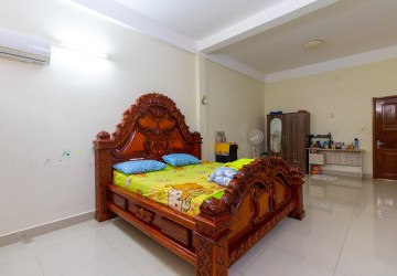 4 Bedroom House For Rent - Borey Angkor Arcade, Svay Dangkum, Siem Reap thumbnail