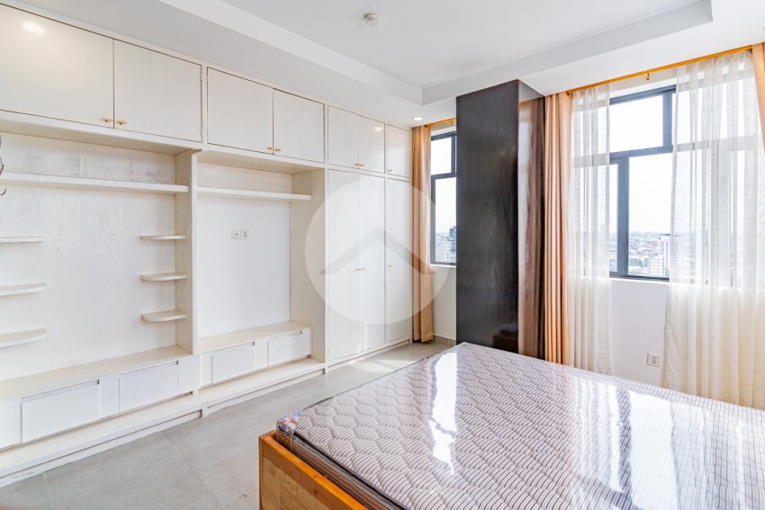 2 Bedroom Serviced Penthouse For Rent - Toul Tum Poung 1, Phnom Penh