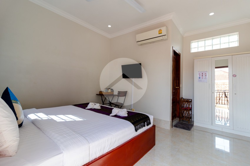 11 Bedroom Guesthouse For Rent - Night Market Area, Svay Dangkum, Siem Reap