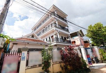 11 Bedroom Guesthouse For Rent - Night Market Area, Svay Dangkum, Siem Reap thumbnail