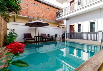 11 Bedroom Guesthouse For Sale - Night Market Area, Svay Dangkum, Siem Reap thumbnail