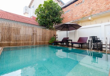 11 Bedroom Guesthouse For Sale - Night Market Area, Svay Dangkum, Siem Reap thumbnail