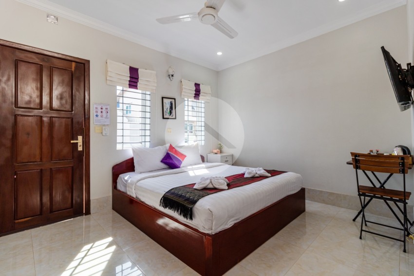 11 Bedroom Guesthouse For Sale - Night Market Area, Svay Dangkum, Siem Reap