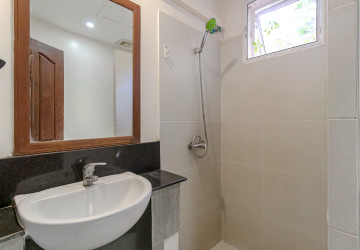 1 Bedroom Apartment For Rent - Slor Kram, Siem Reap thumbnail