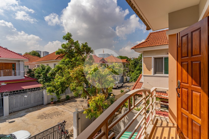 3 Bedroom Villa For Rent - Bassac Garden City, Tonle Bassac, Phnom Penh