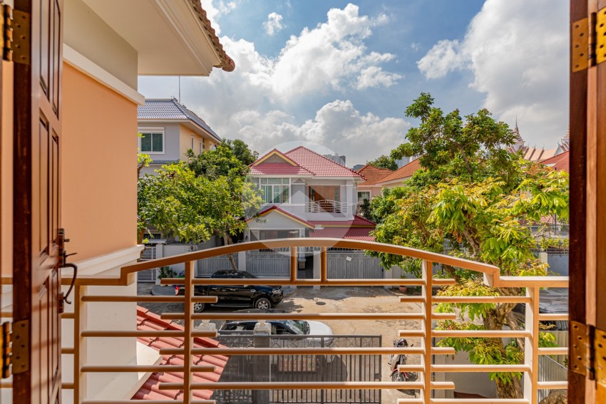 3 Bedroom Villa For Rent - Bassac Garden City, Tonle Bassac, Phnom Penh