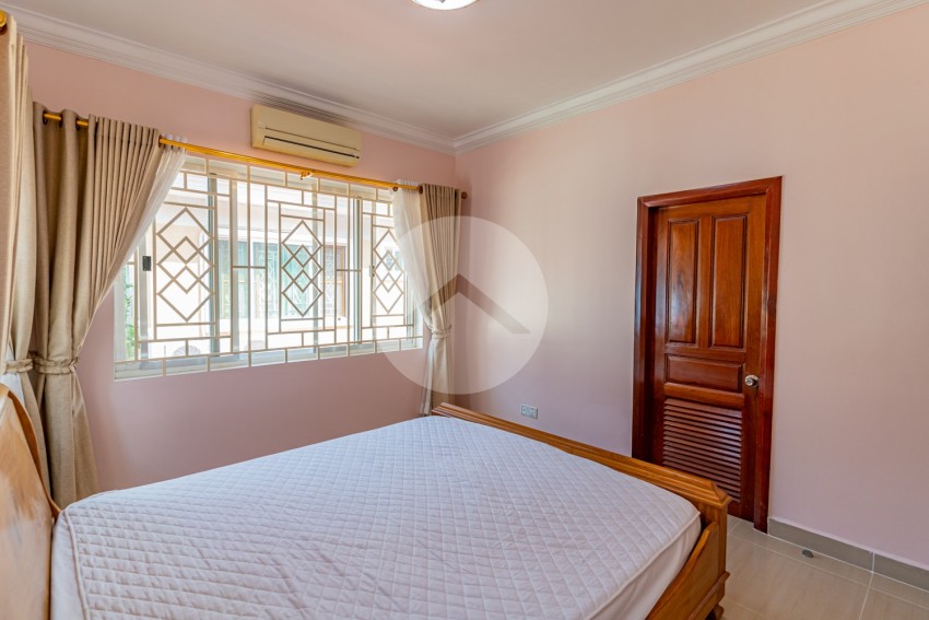 3 Bedroom Villa For Rent - Bassac Garden City, Tonle Bassac, Phnom Penh