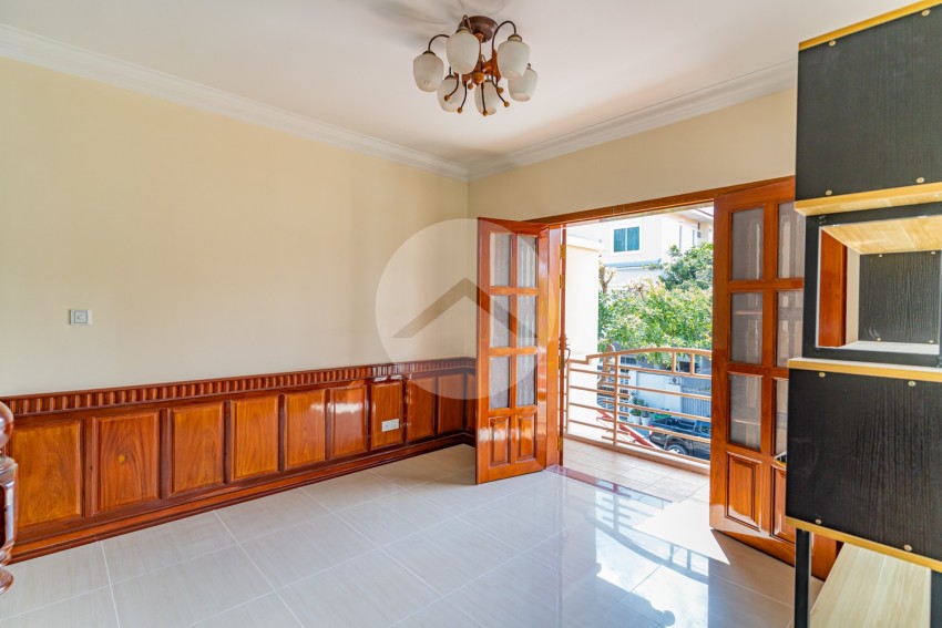 3 Bedroom Villa For Rent - Bassac Garden City, Tonle Bassac, Phnom Penh