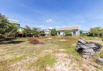 1,078 Sqm Residential Land For Sale - Chreav, Siem Reap thumbnail