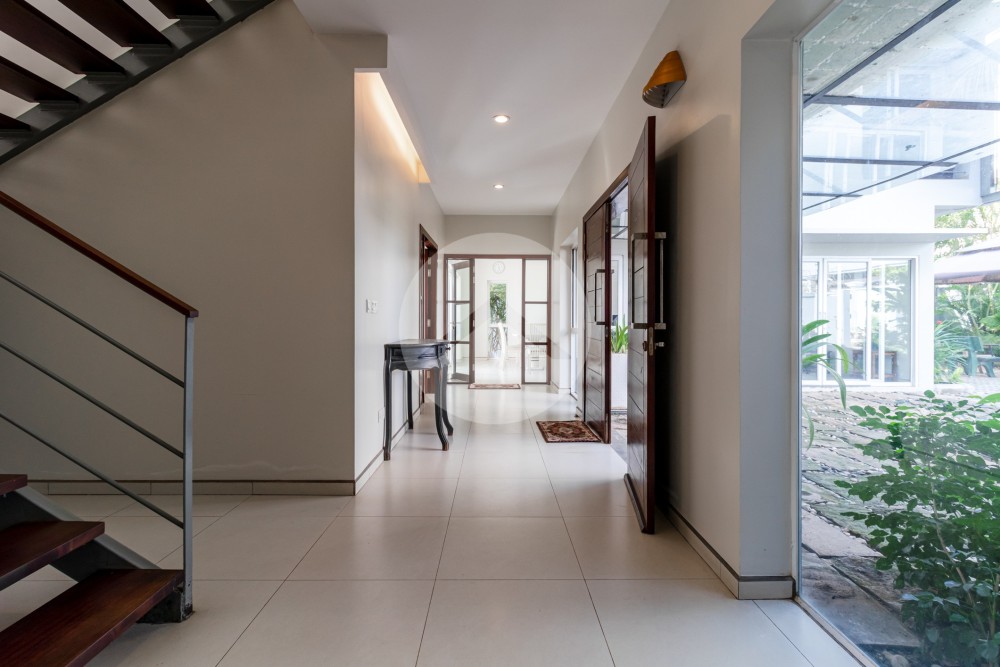 3 Bedroom Villa For Sale - Svay Dangkum, Siem Reap - Image 9
