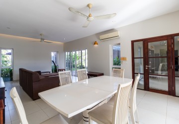 3 Bedroom Villa For Sale - Svay Dangkum, Siem Reap thumbnail