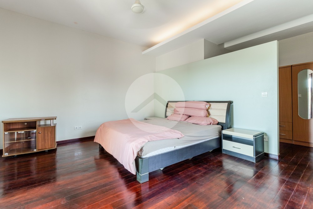 3 Bedroom Villa For Sale - Svay Dangkum, Siem Reap - Image 19