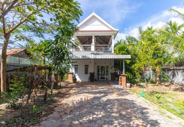 2 Bedroom Villa For Sale - Sangkat Siem Reap, Siem Reap thumbnail