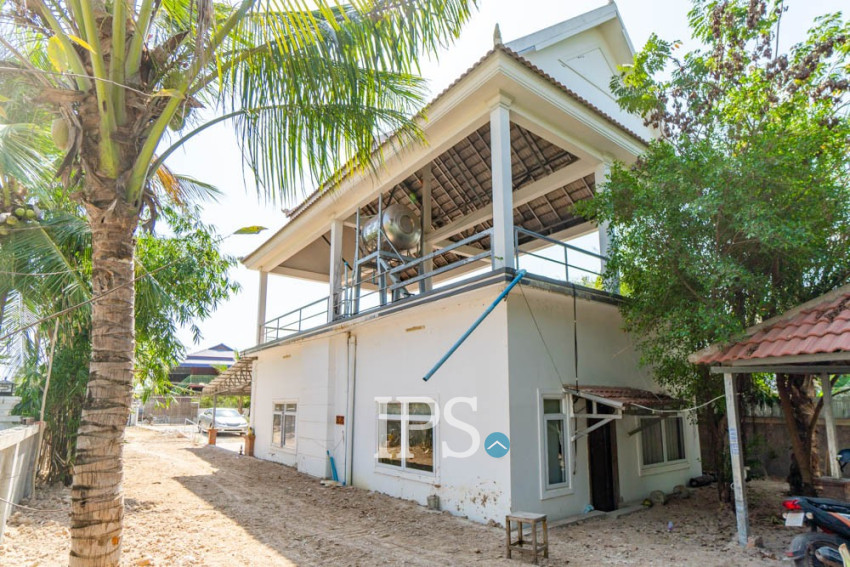 2 Bedroom Villa For Sale - Sangkat Siem Reap, Siem Reap