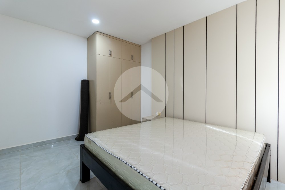 8 Unit Apartment Building For Sale - Svay Dangkum, Siem Reap - Image 9