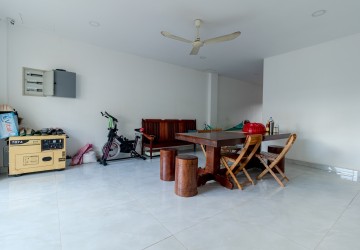 8 Unit Apartment Building For Sale - Svay Dangkum, Siem Reap thumbnail