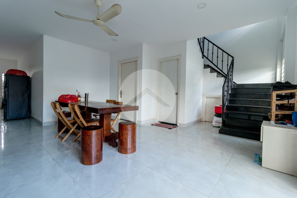 8 Unit Apartment Building For Sale - Svay Dangkum, Siem Reap - Image 25